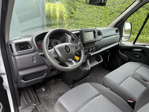 Renault Master 2.3 dCi 135 PK / PICK UP / 27.239 KM! / 7-PERS DUBBELE CABINE / IMPERIAAL / 2.5 TONS TREKHAAK / A... ActivLease financial lease