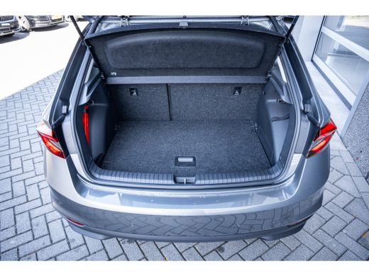 Skoda Fabia 1.0 MPI Ambition | Airco | Cruise control | Lichtmetalen velgen 15" ActivLease financial lease