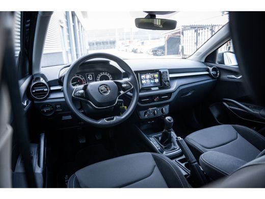 Skoda Fabia 1.0 MPI Ambition | Airco | Cruise control | Lichtmetalen velgen 15" ActivLease financial lease