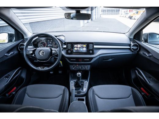 Skoda Fabia 1.0 MPI Ambition | Airco | Cruise control | Lichtmetalen velgen 15" ActivLease financial lease