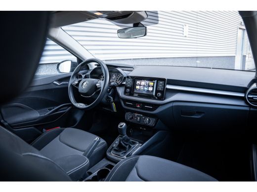 Skoda Fabia 1.0 MPI Ambition | Airco | Cruise control | Lichtmetalen velgen 15" ActivLease financial lease