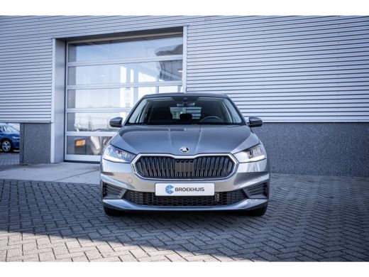 Skoda Fabia 1.0 MPI Ambition | Airco | Cruise control | Lichtmetalen velgen 15" ActivLease financial lease