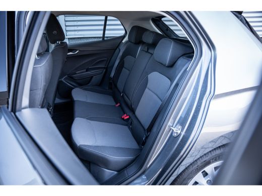 Skoda Fabia 1.0 MPI Ambition | Airco | Cruise control | Lichtmetalen velgen 15" ActivLease financial lease