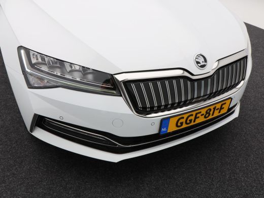 Skoda Superb Combi 1.4 TSi 218 Pk iV Business Edition Plus | Cruise Control | Climatronic | Navigatie | Trekha... ActivLease financial lease