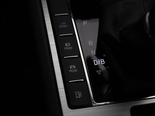 Skoda Superb Combi 1.4 TSi 218 Pk iV Business Edition Plus | Cruise Control | Climatronic | Navigatie | Trekha... ActivLease financial lease