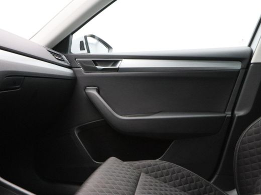 Skoda Superb Combi 1.4 TSi 218 Pk iV Business Edition Plus | Cruise Control | Climatronic | Navigatie | Trekha... ActivLease financial lease