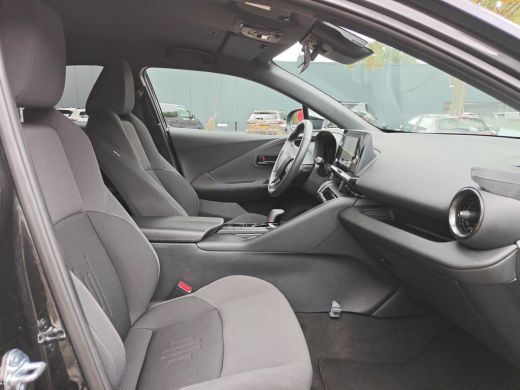 Toyota C-HR 2.0 Plug-in Hybrid 220 Dynamic ActivLease financial lease