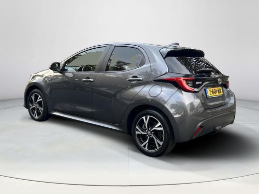 Toyota Yaris 1.5 Hybrid 115 First Edition ActivLease financial lease
