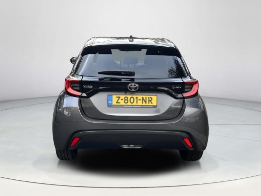 Toyota Yaris 1.5 Hybrid 115 First Edition ActivLease financial lease
