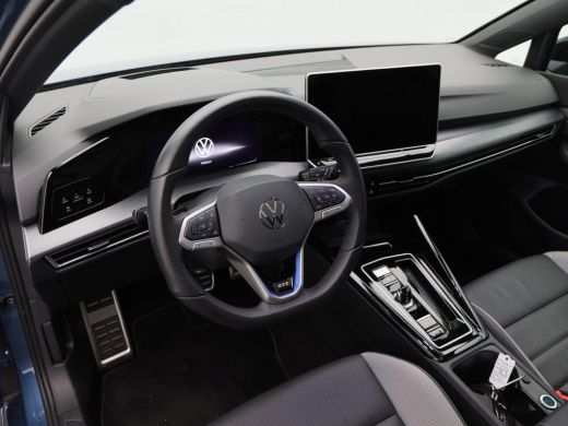 Volkswagen Golf 1.5 TSi 272 Pk Automaat eHybrid GTE | Panoramadak | Matrix LED | Head-Up Display | Stoel- & Stuur... ActivLease financial lease