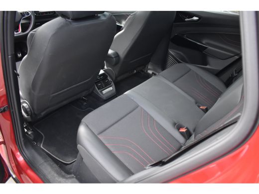 Volkswagen ID.4 77kWh GTX 299PK | Warmtepomp | Panoramadak | Elektrische wegklapbare trekhaak | Sport Pakket Plus... ActivLease financial lease