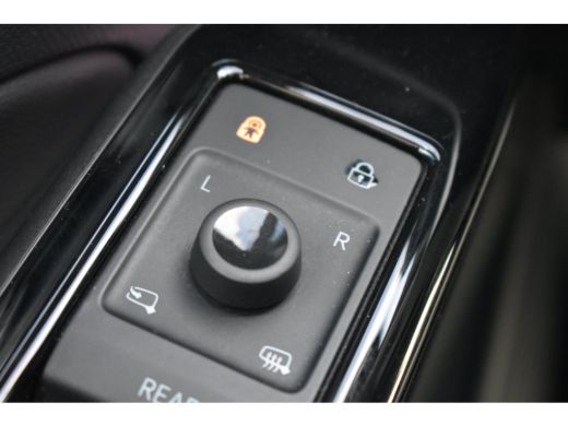 Volkswagen ID.4 77kWh GTX 299PK | Warmtepomp | Panoramadak | Elektrische wegklapbare trekhaak | Sport Pakket Plus... ActivLease financial lease