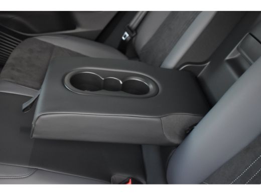 Volkswagen ID.4 Pro Limited Edition | 'App-Connect' draadloze smartphone integratie | Achterbank in ongelijke del... ActivLease financial lease