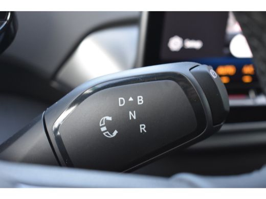 Volkswagen ID.4 Pro Limited Edition | 'App-Connect' draadloze smartphone integratie | Achterbank in ongelijke del... ActivLease financial lease