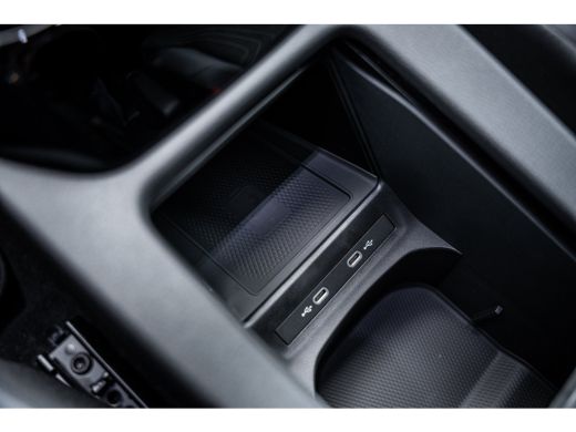 Volkswagen ID.4 Pro Limited Edition | 'App-Connect' draadloze smartphone integratie | Achterbank in ongelijke del... ActivLease financial lease