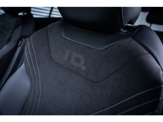 Volkswagen ID.4 Pro Limited Edition | 'App-Connect' draadloze smartphone integratie | Achterbank in ongelijke del... ActivLease financial lease