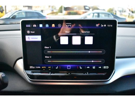 Volkswagen ID.4 Pro Limited Edition | 'App-Connect' draadloze smartphone integratie | Achterbank in ongelijke del... ActivLease financial lease