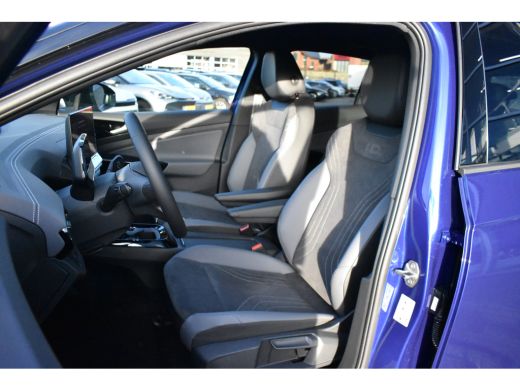 Volkswagen ID.4 Pro Limited Edition | 'App-Connect' draadloze smartphone integratie | Achterbank in ongelijke del... ActivLease financial lease