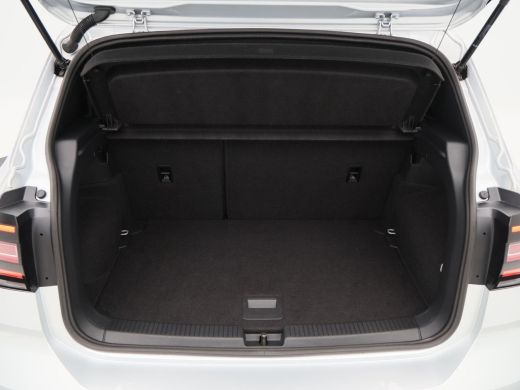 Volkswagen T-Cross 1.0 TSi 110 Pk Automaat R-Line | Stoelverwarming | Camera | Adaptive Cruise | Navigatie | Climatr... ActivLease financial lease