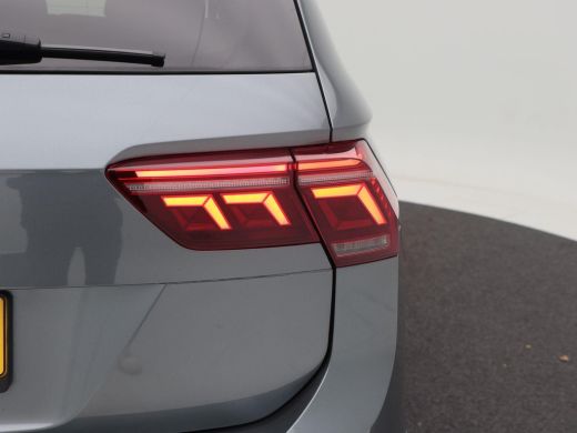 Volkswagen Tiguan Allspace 1.5 TSi 150 Pk Automaat R-Line Business+ 7 Pers | Panorama Dak | Stoel/Stuur Verwarming | Camera ... ActivLease financial lease