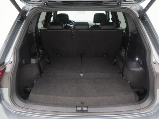 Volkswagen Tiguan Allspace 1.5 TSi 150 Pk Automaat R-Line Business+ 7 Pers | Panorama Dak | Stoel/Stuur Verwarming | Camera ... ActivLease financial lease