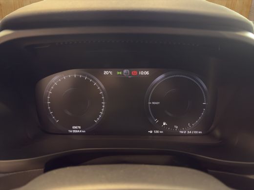 Volvo  XC40 1.5 T4 Recharge Inscription Expression | BLIS | Camera | Panoramadak | Keyless start / entry | Tr... ActivLease financial lease