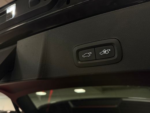 Volvo  XC40 Recharge Plus 70 kWh | 99% SoH | Trekhaak | All-Season banden | Adaptieve Cruise Control | Parkee... ActivLease financial lease