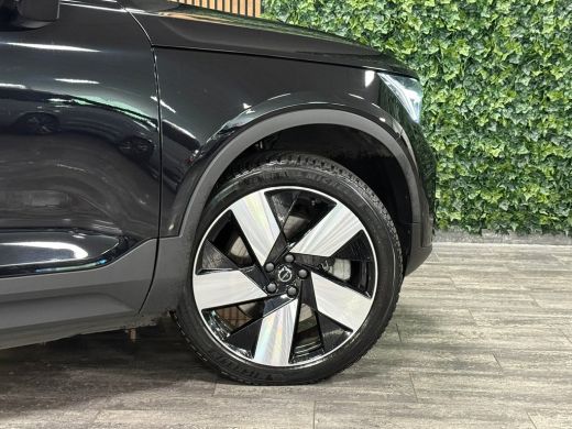 Volvo  XC40 Recharge Plus 70 kWh | 99% SoH | Trekhaak | All-Season banden | Adaptieve Cruise Control | Parkee... ActivLease financial lease