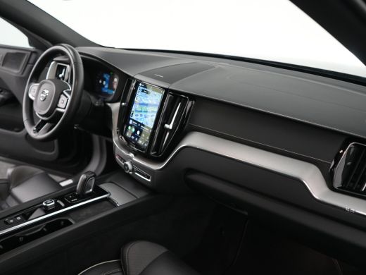 Volvo  XC60 B5 R-Design | BTW-auto | Harman/Kardon | Panoramadak | Sportstoel Nappa | Trekhaak | Elek Stoelen... ActivLease financial lease