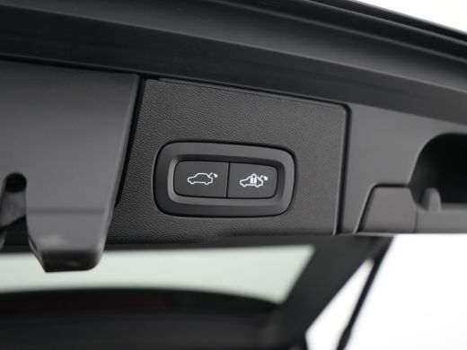 Volvo  XC60 B5 R-Design | BTW-auto | Harman/Kardon | Panoramadak | Sportstoel Nappa | Trekhaak | Elek Stoelen... ActivLease financial lease