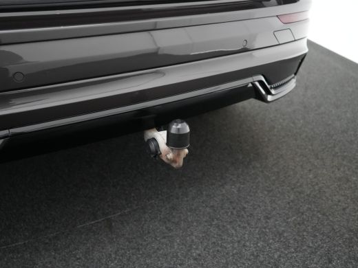 Volvo  XC60 B5 R-Design | BTW-auto | Harman/Kardon | Panoramadak | Sportstoel Nappa | Trekhaak | Elek Stoelen... ActivLease financial lease