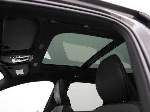 Volvo  XC60 B5 R-Design | BTW-auto | Harman/Kardon | Panoramadak | Sportstoel Nappa | Trekhaak | Elek Stoelen... ActivLease financial lease