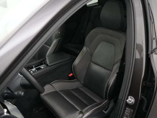 Volvo  XC60 B5 R-Design | BTW-auto | Harman/Kardon | Panoramadak | Sportstoel Nappa | Trekhaak | Elek Stoelen... ActivLease financial lease