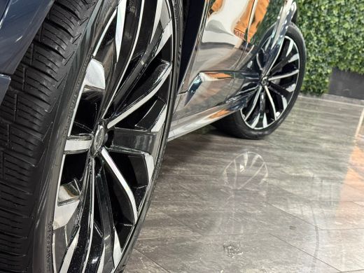 Volvo  XC90 T8 AWD Recharge Ultra Dark | Full Option! | Bowers & Wilkins | Luchtvering | Stoelventilatie | Tr... ActivLease financial lease