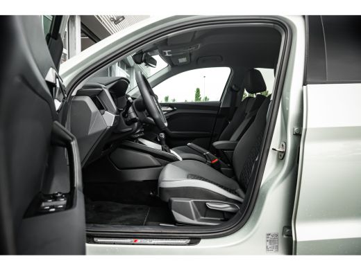 Audi A1 Sportback Sportback 25 TFSI S edition | Stoelverwarming | 17" | | Alarm klasse 1(startblokkering) | Apple C... ActivLease financial lease