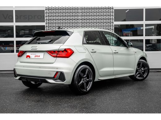 Audi A1 Sportback Sportback 25 TFSI S edition | Stoelverwarming | 17" | | Alarm klasse 1(startblokkering) | Apple C... ActivLease financial lease