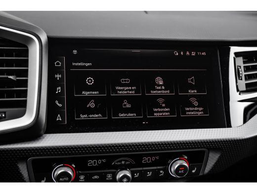 Audi A1 Sportback Sportback 25 TFSI S edition | Stoelverwarming | 17" | | Alarm klasse 1(startblokkering) | Apple C... ActivLease financial lease