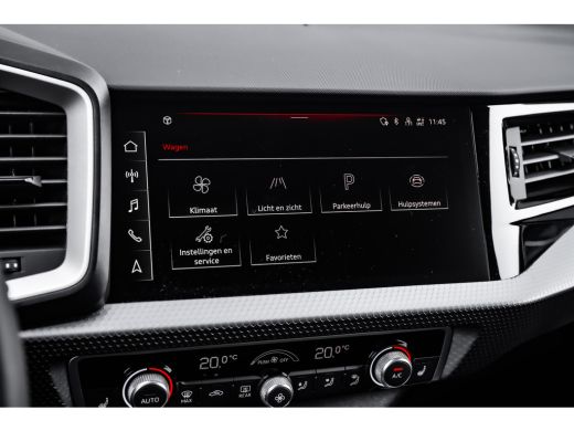 Audi A1 Sportback Sportback 25 TFSI S edition | Stoelverwarming | 17" | | Alarm klasse 1(startblokkering) | Apple C... ActivLease financial lease