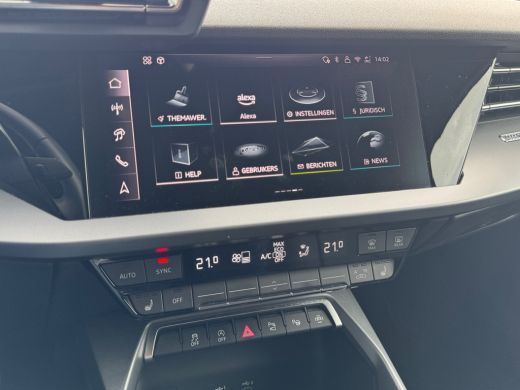 Audi A3 Limousine 30 115pk TFSI S edition Parkeerassistent | Elektr. instel. bestuurd.stoel | Stoelverwar... ActivLease financial lease