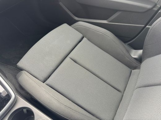 Audi A3 Limousine 30 115pk TFSI S edition Parkeerassistent | Elektr. instel. bestuurd.stoel | Stoelverwar... ActivLease financial lease