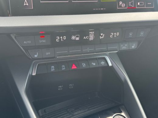 Audi A3 Limousine 30 115pk TFSI S edition Parkeerassistent | Elektr. instel. bestuurd.stoel | Stoelverwar... ActivLease financial lease