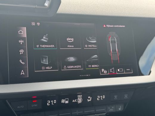 Audi A3 Limousine 30 115pk TFSI S edition Parkeerassistent | Elektr. instel. bestuurd.stoel | Stoelverwar... ActivLease financial lease