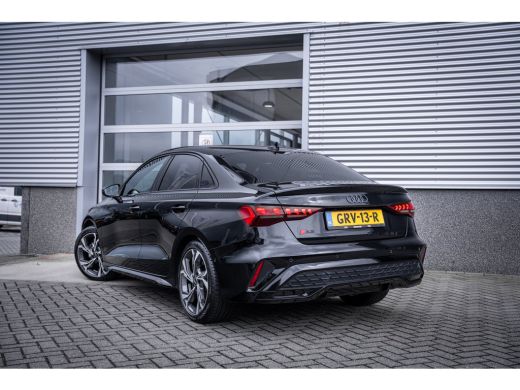 Audi A3 Limousine 30 TFSI S edition | Airco (automatisch) | Apple Carplay/Android Auto|telefoonintegratie... ActivLease financial lease