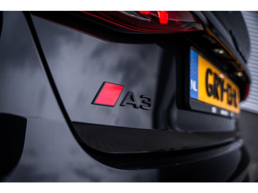 Audi A3 Limousine 30 TFSI S edition | Airco (automatisch) | Apple Carplay/Android Auto|telefoonintegratie... ActivLease financial lease