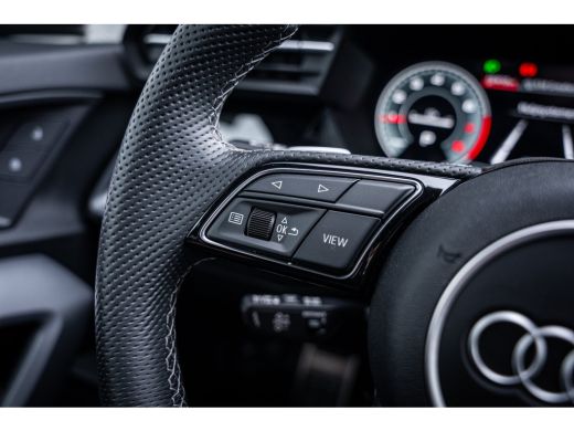 Audi A3 Limousine 30 TFSI S edition | Airco (automatisch) | Apple Carplay/Android Auto|telefoonintegratie... ActivLease financial lease