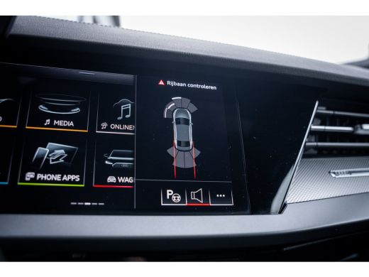 Audi A3 Limousine 30 TFSI S edition | Airco (automatisch) | Apple Carplay/Android Auto|telefoonintegratie... ActivLease financial lease