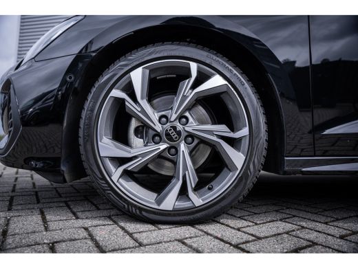 Audi A3 Limousine 30 TFSI S edition | Airco (automatisch) | Apple Carplay/Android Auto|telefoonintegratie... ActivLease financial lease