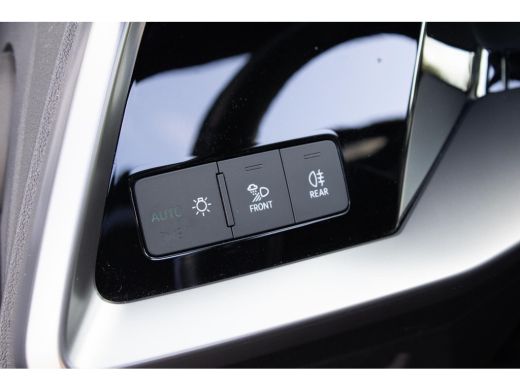 Audi A3 Sportback 40TFSIe Sline Pano Camera Maxton Keyless Stoelverwarming ActivLease financial lease