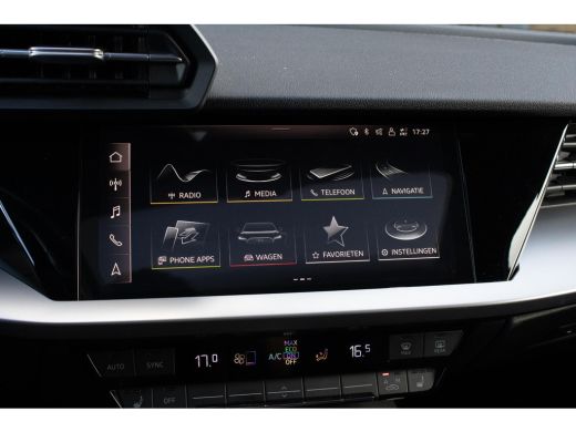 Audi A3 Sportback 40TFSIe Sline Pano Camera Maxton Keyless Stoelverwarming ActivLease financial lease