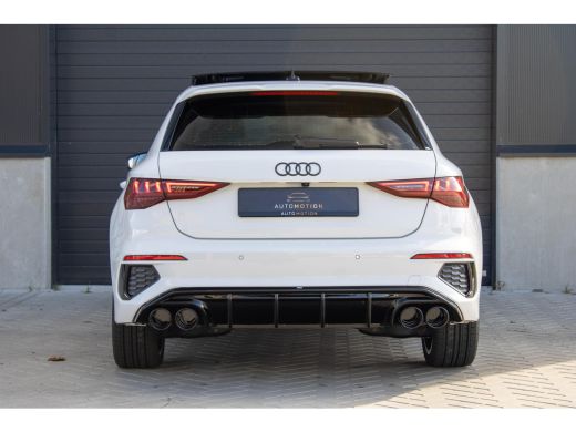 Audi A3 Sportback 40TFSIe Sline Pano Camera Maxton Keyless Stoelverwarming ActivLease financial lease